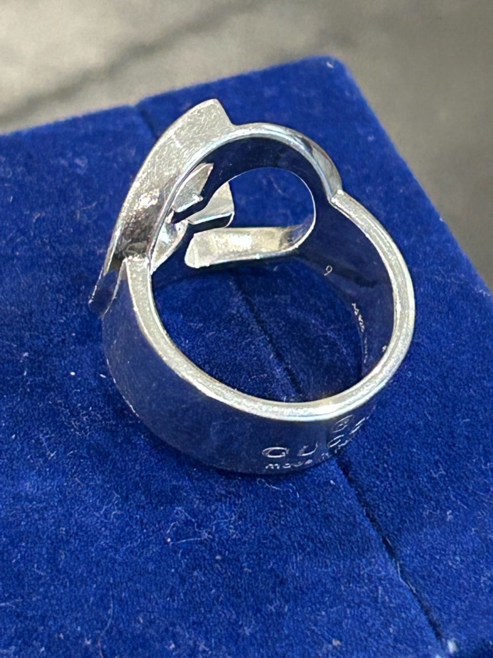 Gucci Silver Interlocking G Logo Women's Ring - Picture 7 of 7